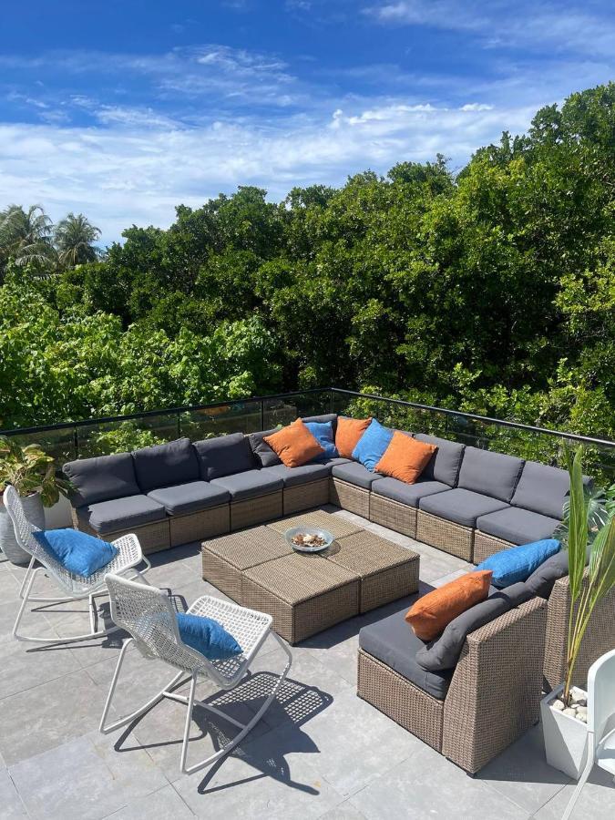 Unwind Dhigurah Hotel Dhigurah  Eksteriør billede